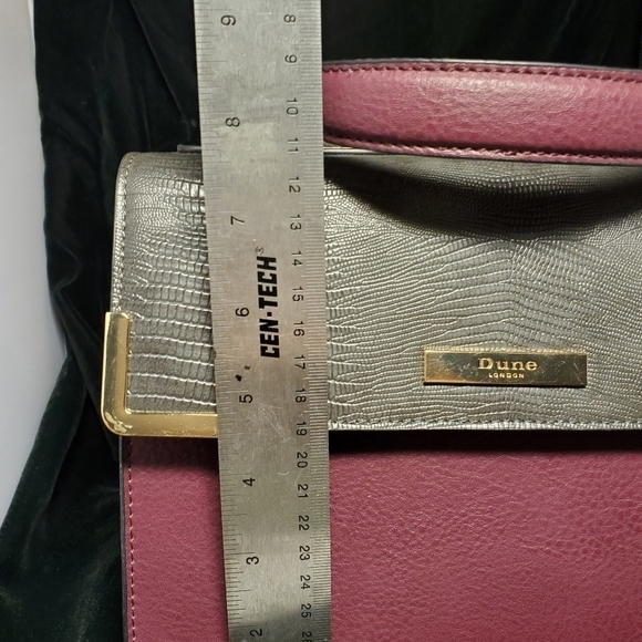 Beautiful! ~ London Dune ~ Purse ~ Optional Shoulder Strap - Picture 10 of 15